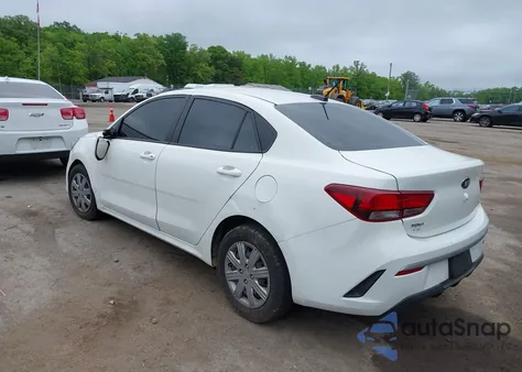 2021 Kia Rio S z USA, uszkodzony, nr VIN 3KPA24AD4ME369433